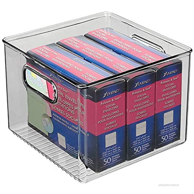 mDesign Aufbewahrungsbox mit integrierten Griffen – zur Aufbewahrung von Küchen- Badezimmer- oder Büroutensilien – Kunststoffbox für die Schreibtischablage – durchsichtig grau